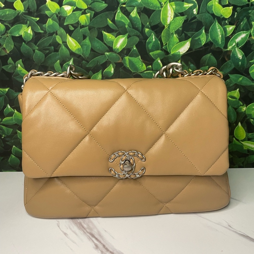 CHANEL PURSE 100% AUTHENTIC CHANEL BAG CHANEL 19 FLAP BAG - Picture 12 of 15